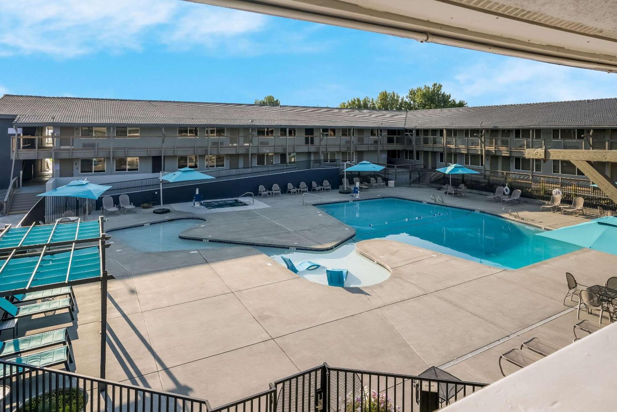 Richland Riverfront Hotel And Conference Center, Ascend Hotel Collection Extérieur photo